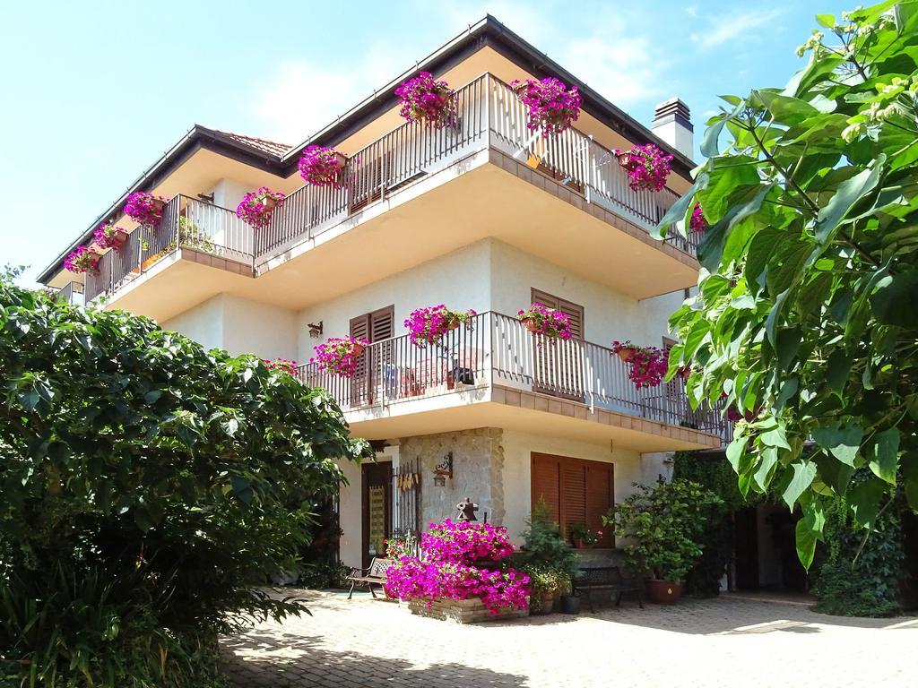 Agriturismo Nonno Tobia Аджерола Екстер'єр фото